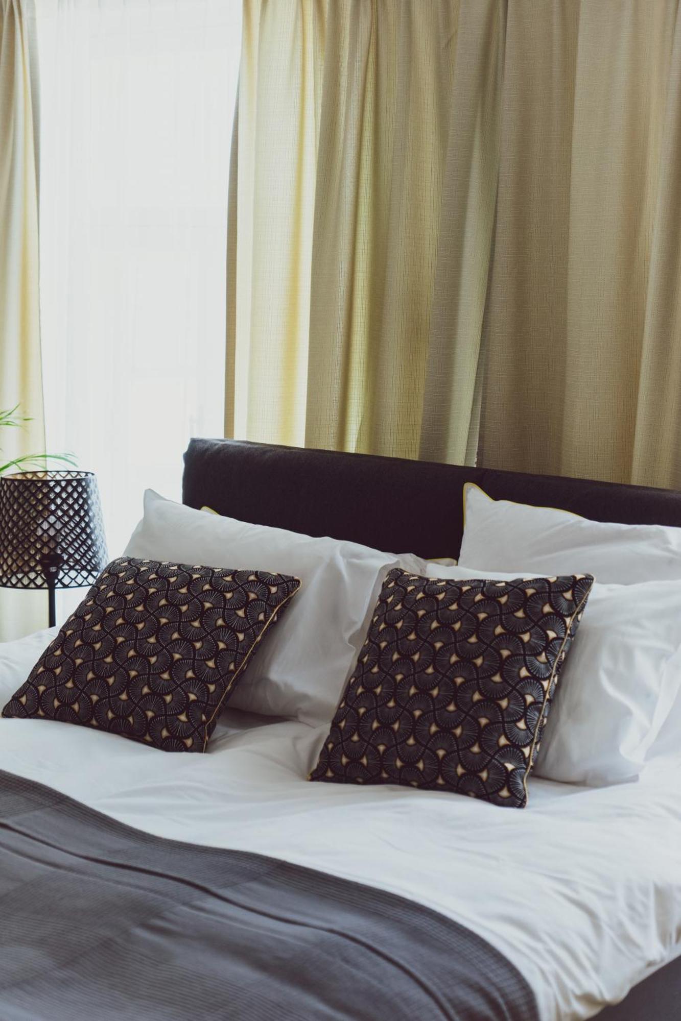 Vanalinna Boutique Hotel クレサーレ エクステリア 写真