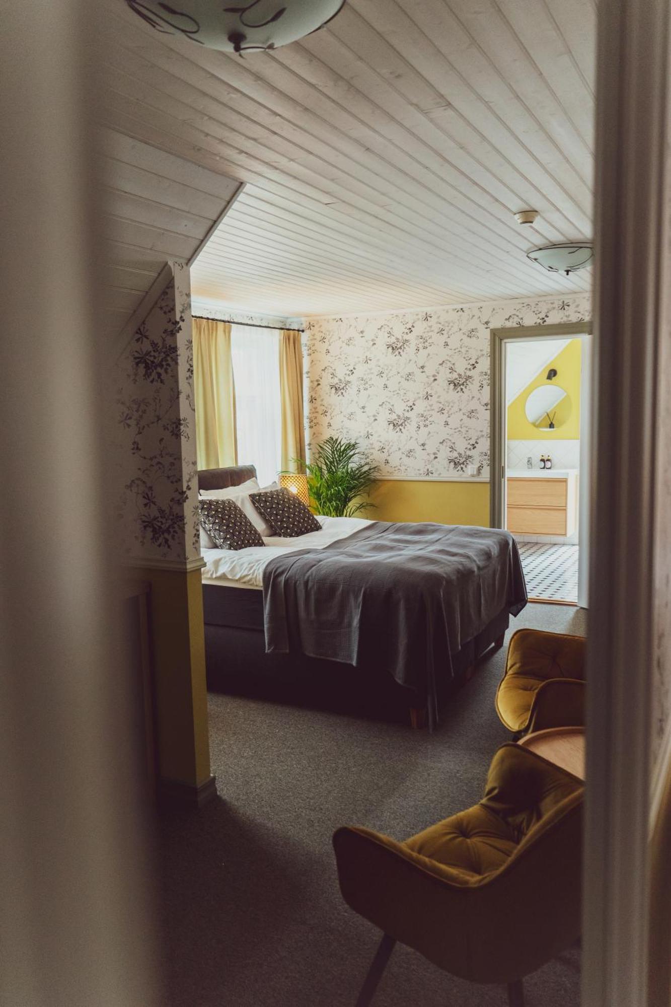 Vanalinna Boutique Hotel クレサーレ エクステリア 写真
