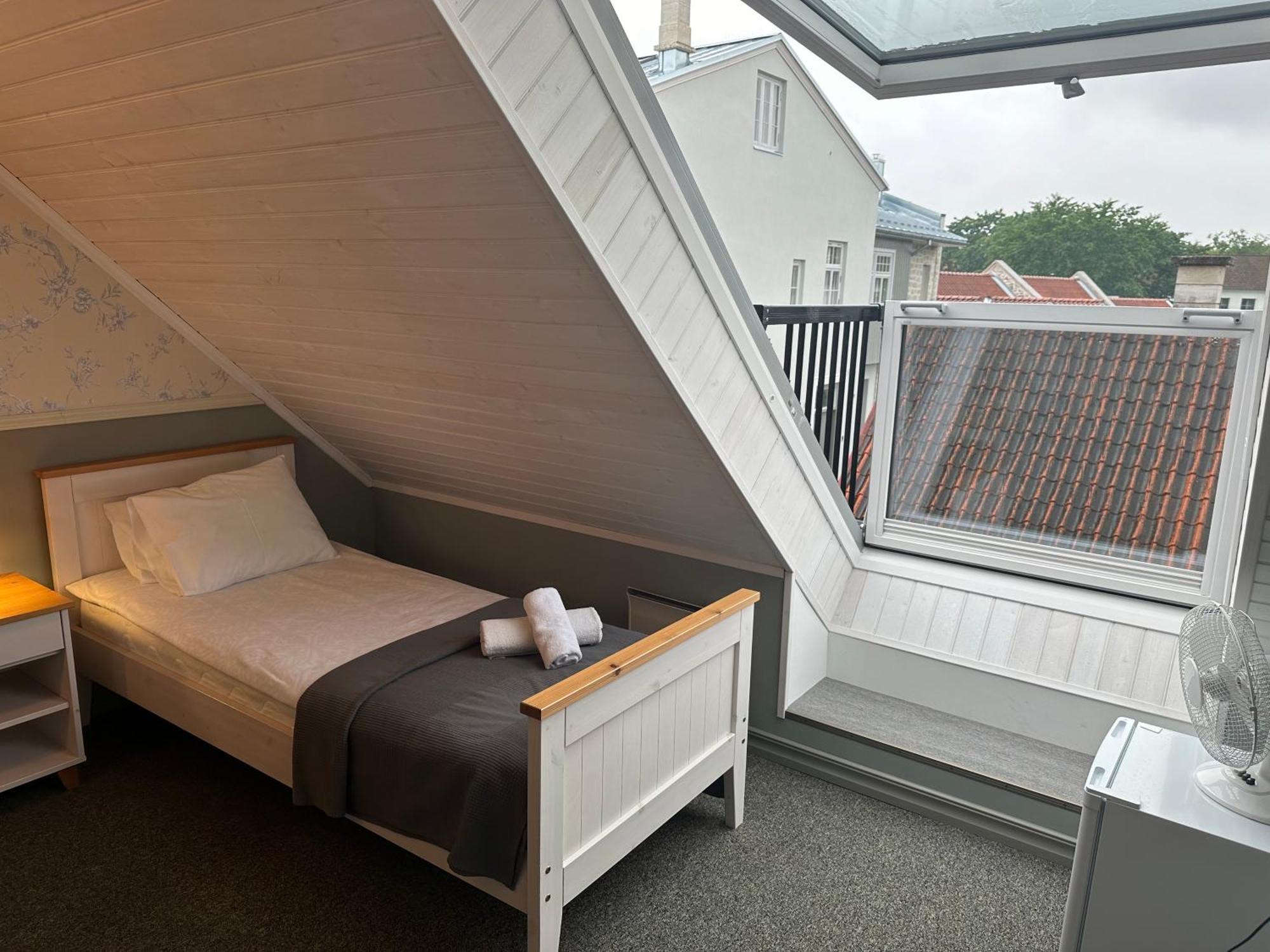 Vanalinna Boutique Hotel クレサーレ エクステリア 写真