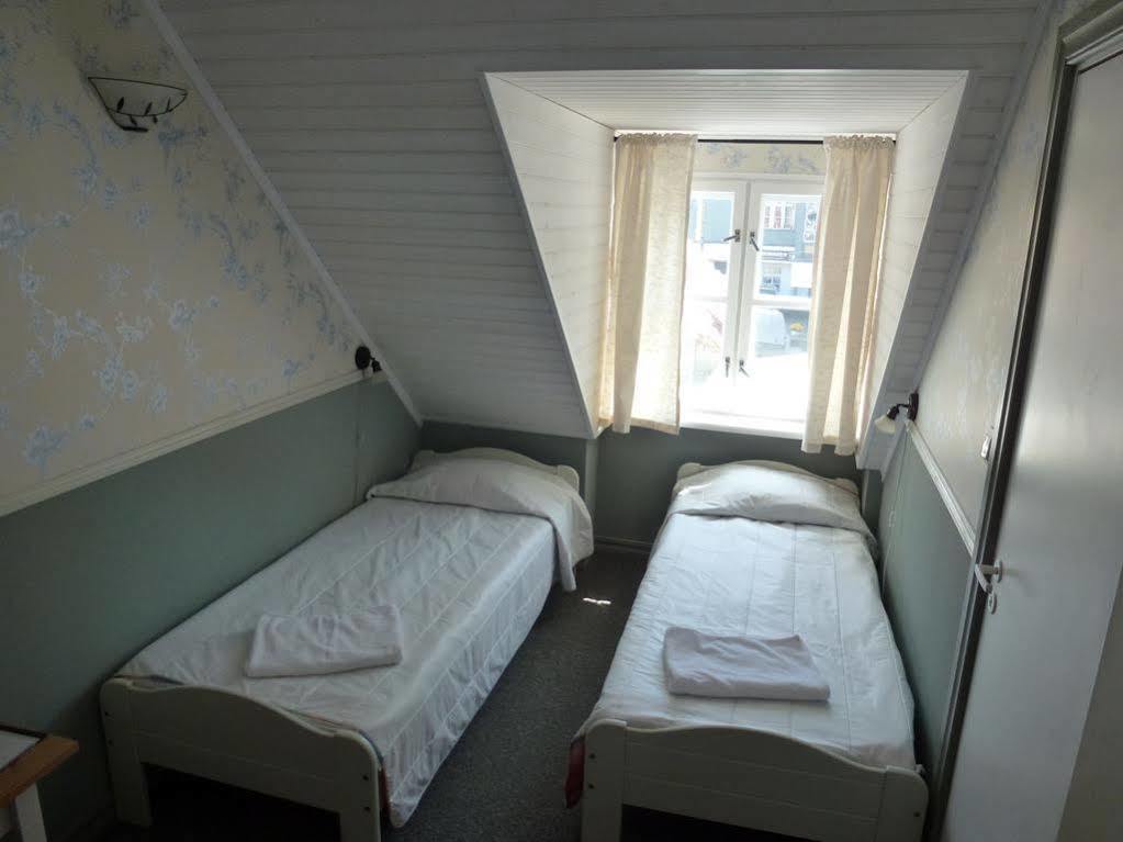 Vanalinna Boutique Hotel クレサーレ エクステリア 写真